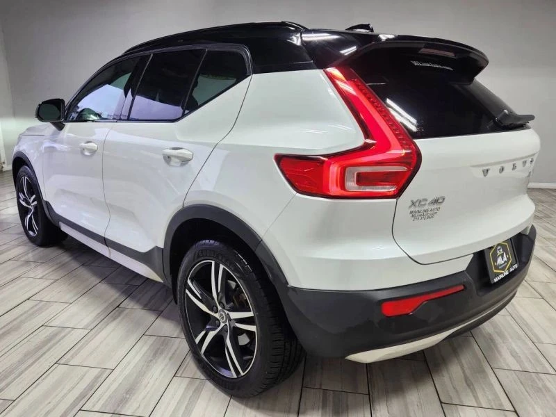 2021 Volvo XC40 - Image 3 of 12