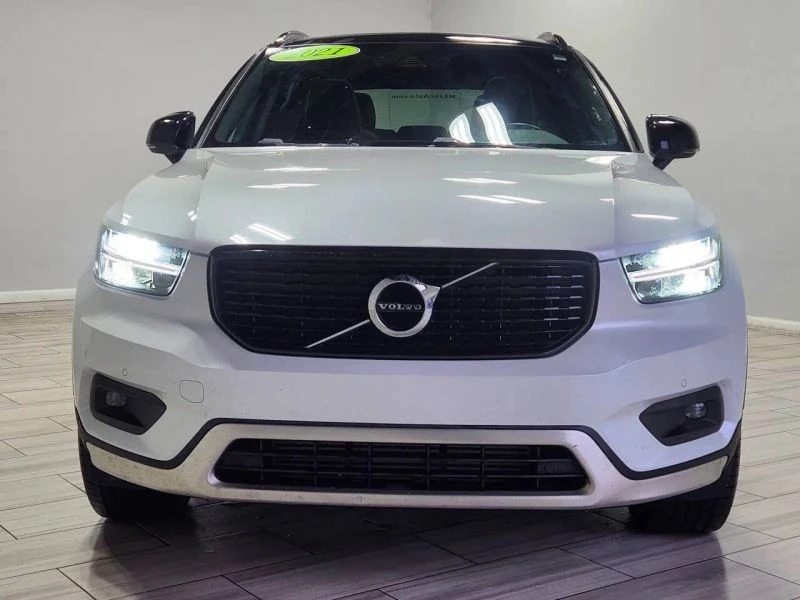 2021 Volvo XC40 - Image 8 of 12