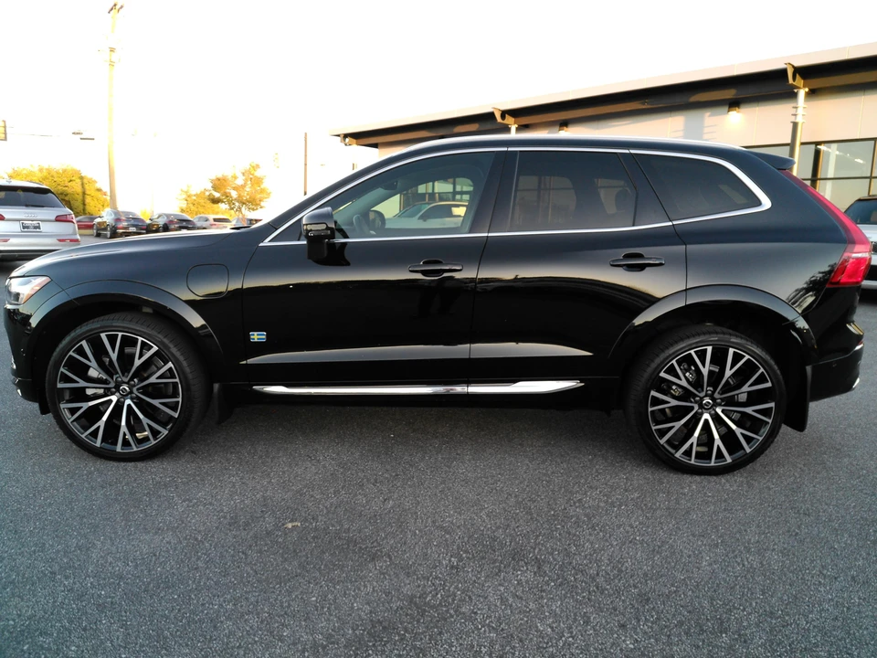 2021 Volvo XC60 2nd Gen - Image 7 of 31