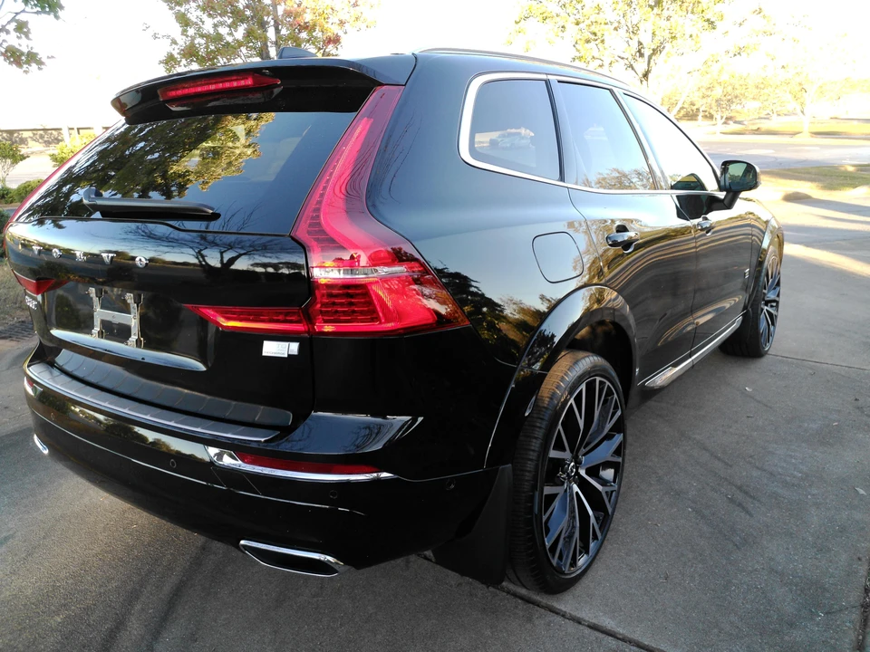 2021 Volvo XC60 2nd Gen - Image 10 of 31