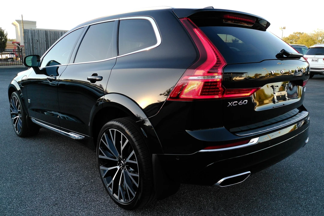 2021 Volvo XC60 2nd Gen - Image 4 of 31