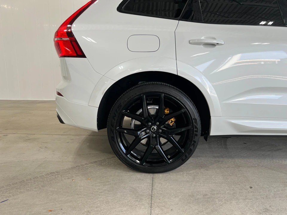 2021 Volvo XC60 2nd Gen - Image 18 of 31