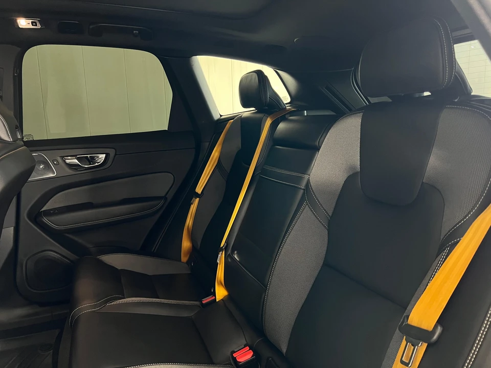 2021 Volvo XC60 2nd Gen - Image 31 of 31