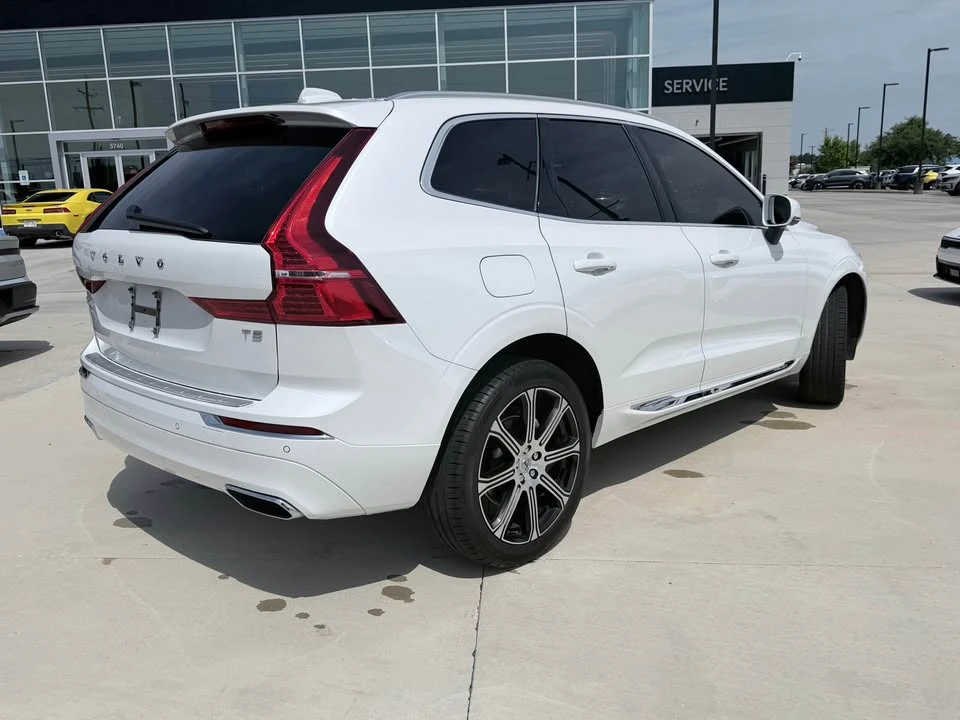 2021 Volvo XC60 2nd Gen - Image 3 of 11