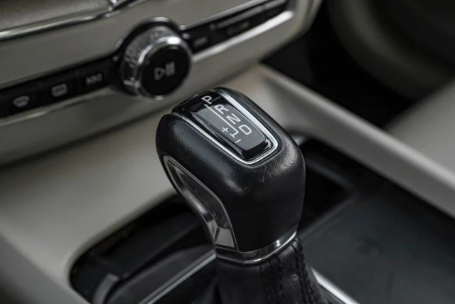 2021 Volvo XC60 2nd Gen - Image 21 of 21