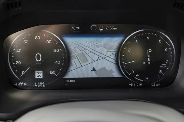 2021 Volvo XC60 2nd Gen - Image 15 of 21