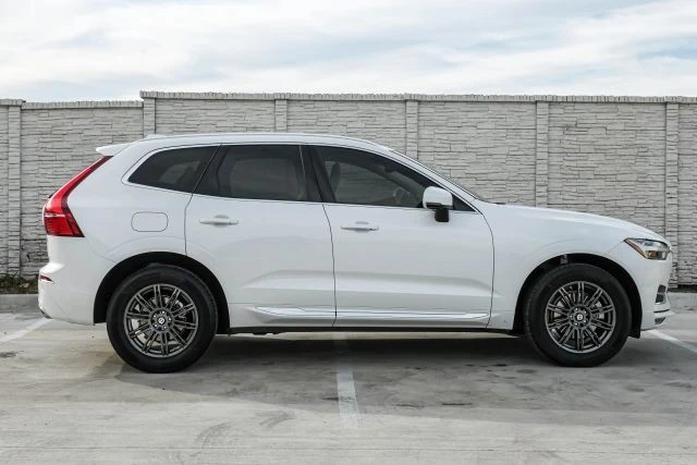 2021 Volvo XC60 2nd Gen - Image 9 of 21