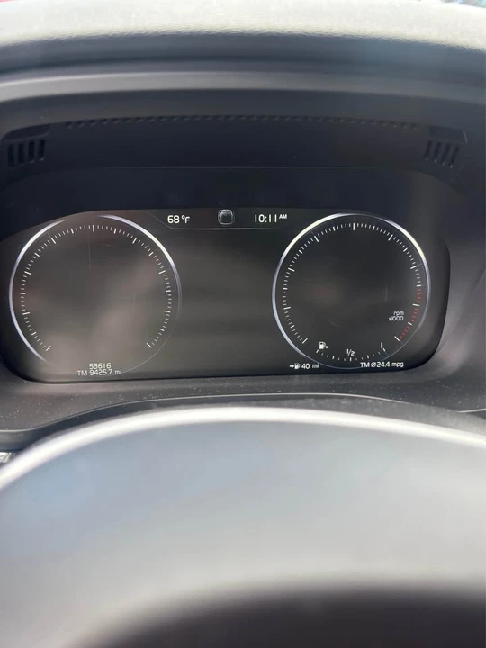 2021 Volvo XC60 2nd Gen - Image 7 of 9