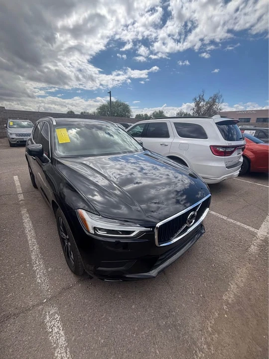 2021 Volvo XC60 2nd Gen - Image 2 of 9