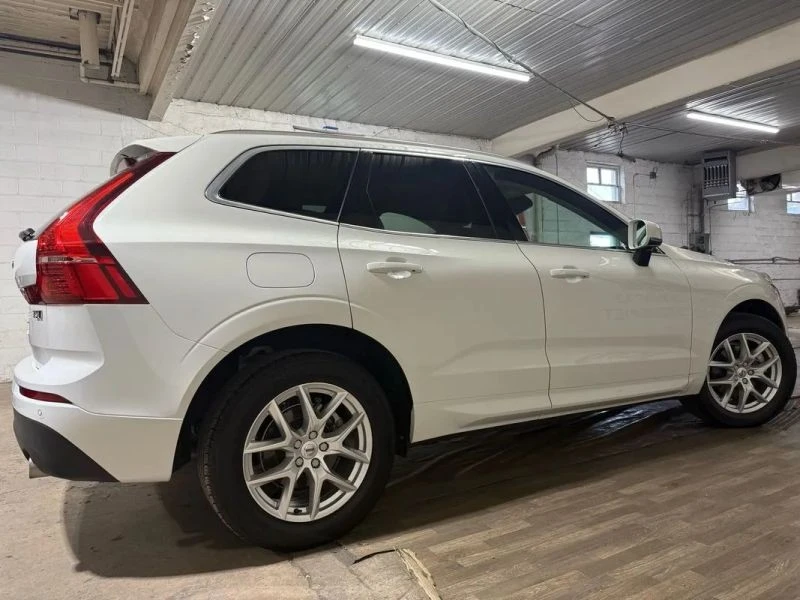 2021 Volvo XC60 2nd Gen - Image 5 of 12