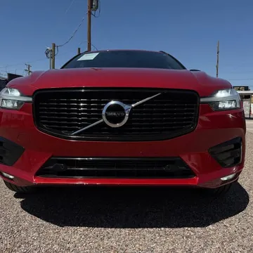 2021 Volvo XC60 T5 R-Design