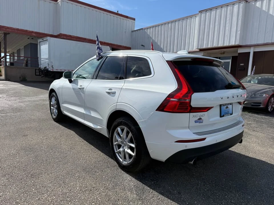 2021 Volvo XC60 2nd Gen - Image 2 of 20