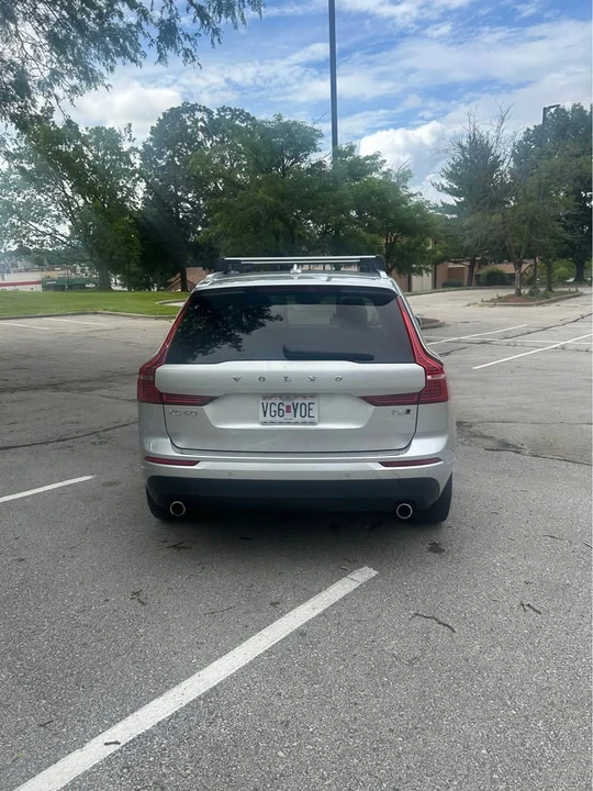 2021 Volvo XC60 2nd Gen - Image 5 of 20