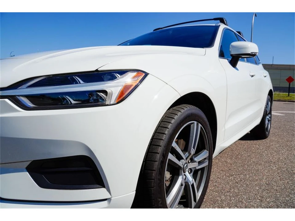 2021 Volvo XC60 2nd Gen - Image 21 of 31