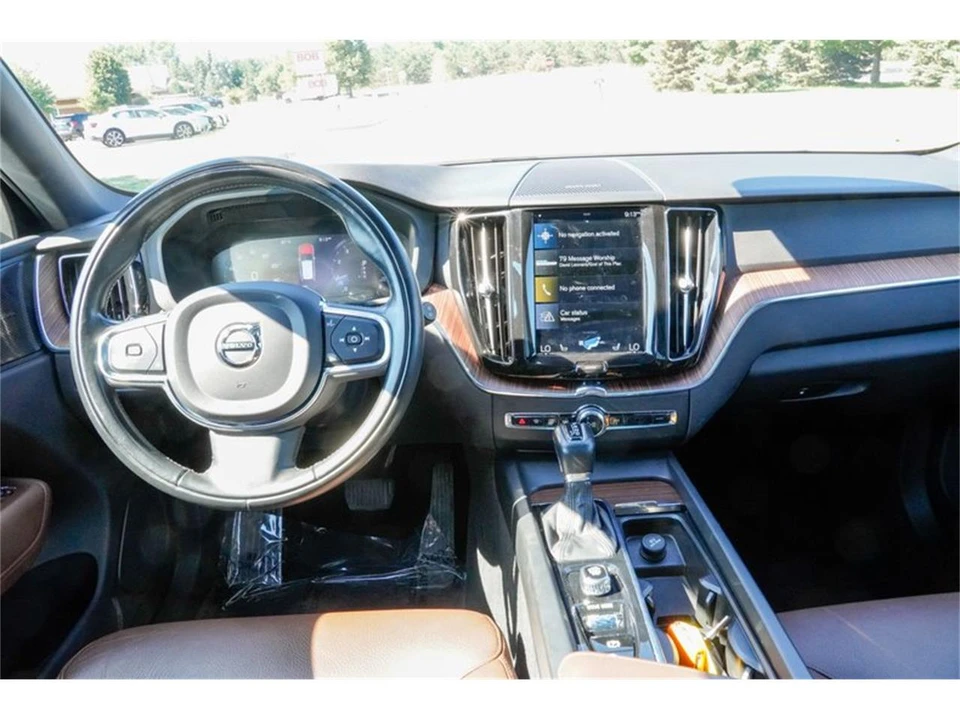 2021 Volvo XC60 2nd Gen - Image 12 of 31