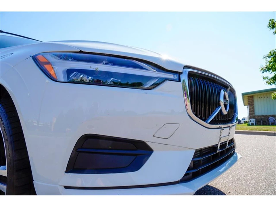 2021 Volvo XC60 2nd Gen - Image 23 of 31