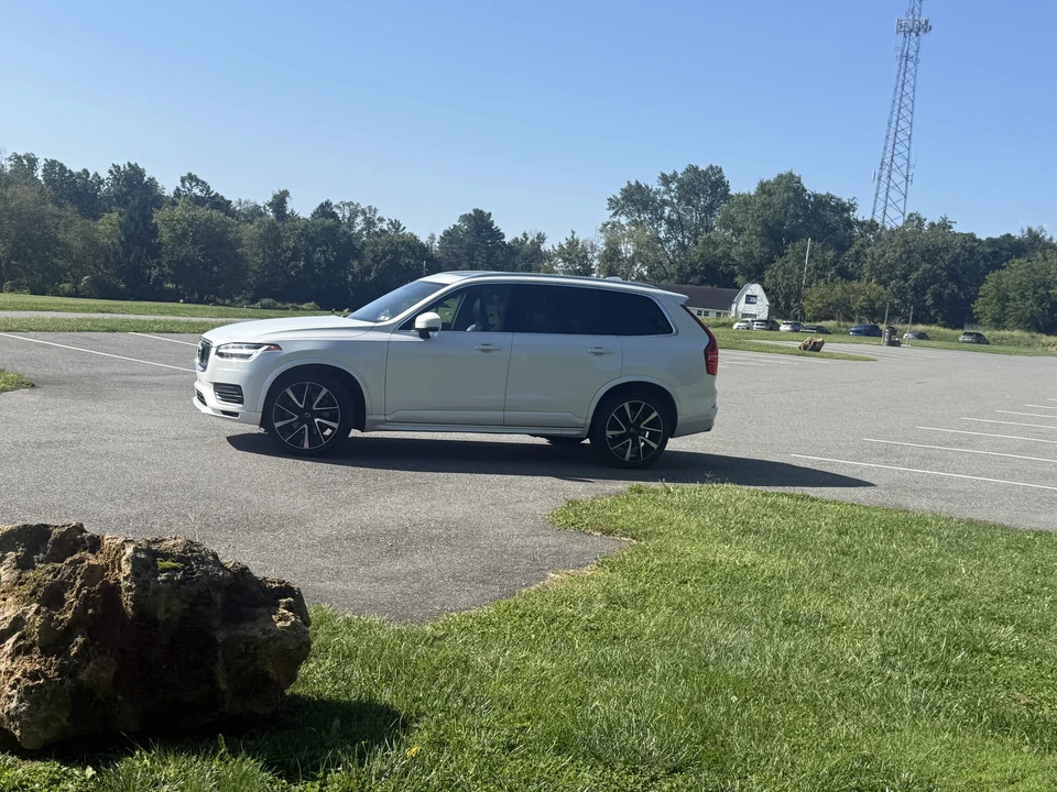 2021 Volvo XC90 2nd Gen - Image 7 of 31