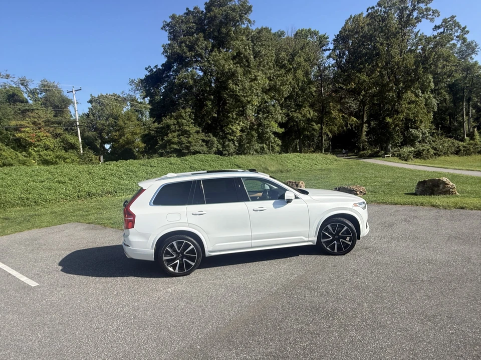 2021 Volvo XC90 2nd Gen - Image 28 of 31