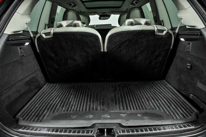 2021 Volvo XC90 2nd Gen - Image 13 of 21