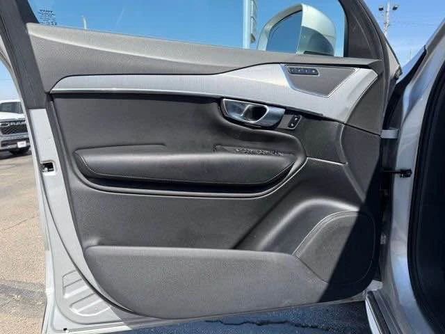 2021 Volvo XC90 2nd Gen - Image 7 of 19