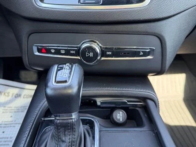 2021 Volvo XC90 2nd Gen - Image 11 of 19