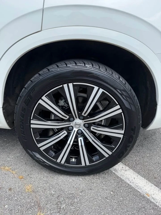 2021 Volvo XC90 2nd Gen - Image 10 of 20