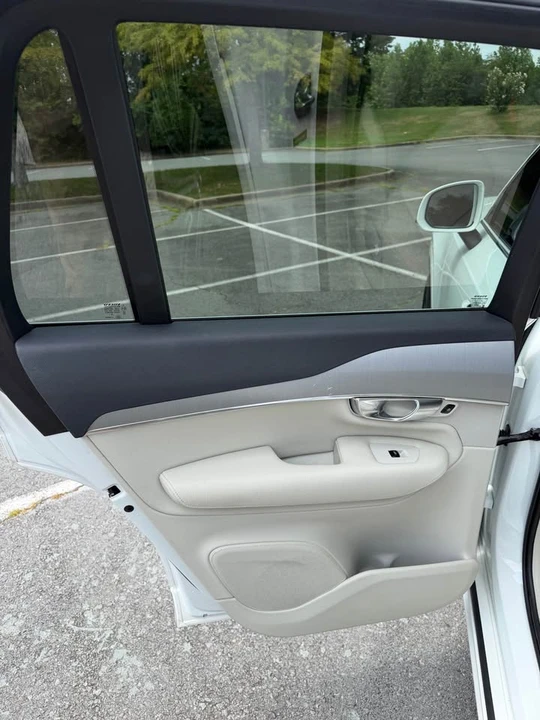 2021 Volvo XC90 2nd Gen - Image 14 of 20