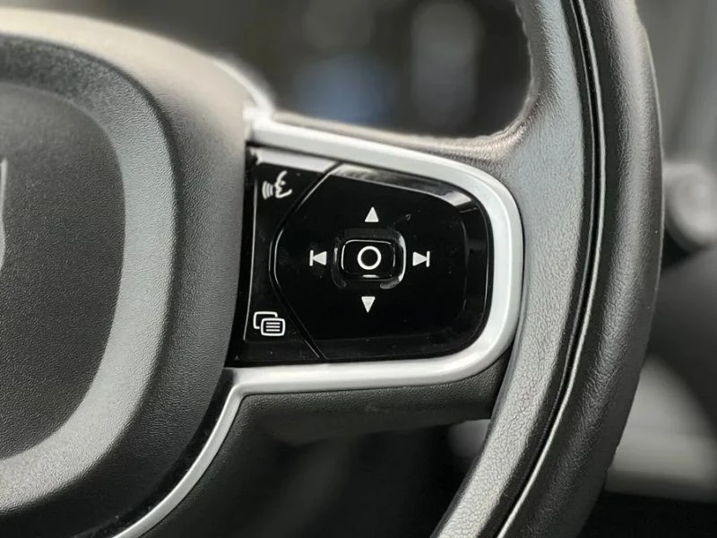 2021 Volvo XC90 2nd Gen - Image 11 of 12