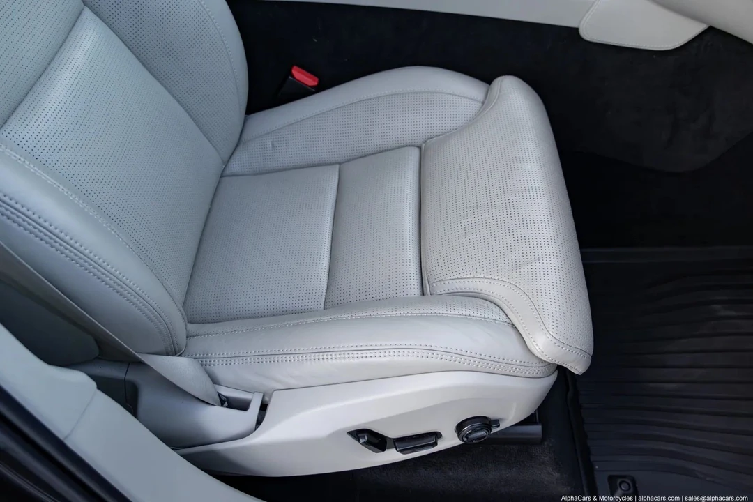 2021 Volvo XC90 2nd Gen - Image 19 of 21