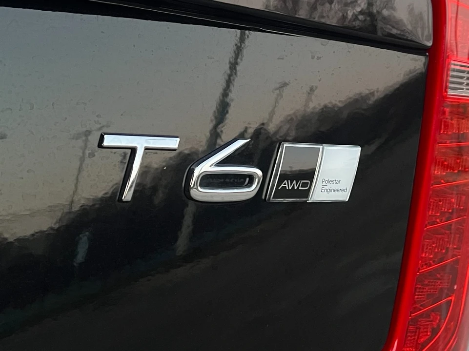 2021 Volvo XC90 2nd Gen - Image 9 of 12