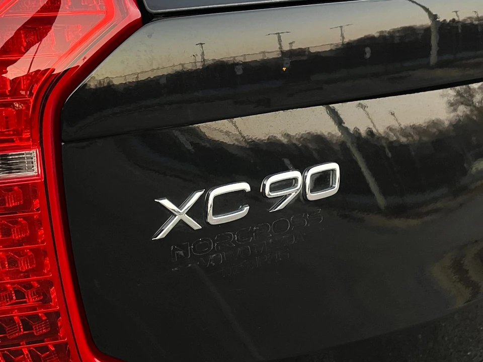 2021 Volvo XC90 2nd Gen - Image 11 of 12