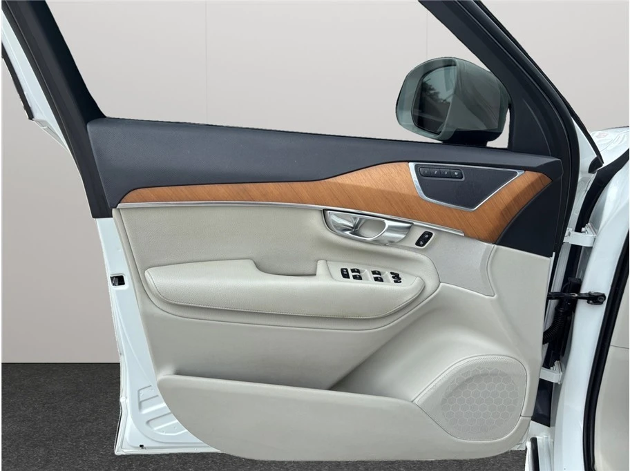 2021 Volvo XC90 2nd Gen - Image 21 of 21