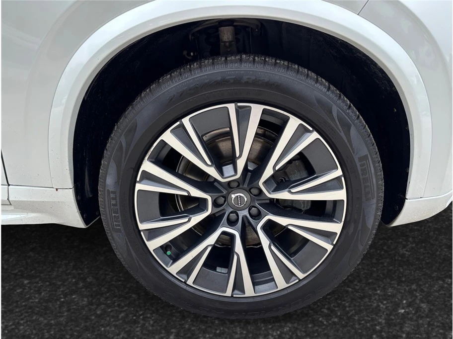 2021 Volvo XC90 2nd Gen - Image 13 of 21