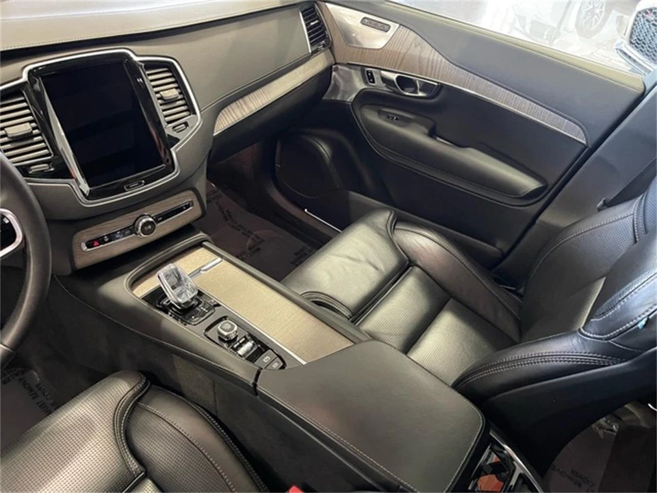 2021 Volvo XC90 2nd Gen - Image 27 of 31
