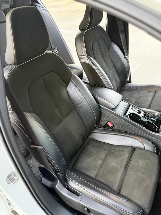 2021 Volvo XC40 - Image 20 of 20