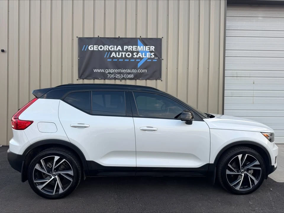 2021 Volvo XC40 - Image 3 of 21