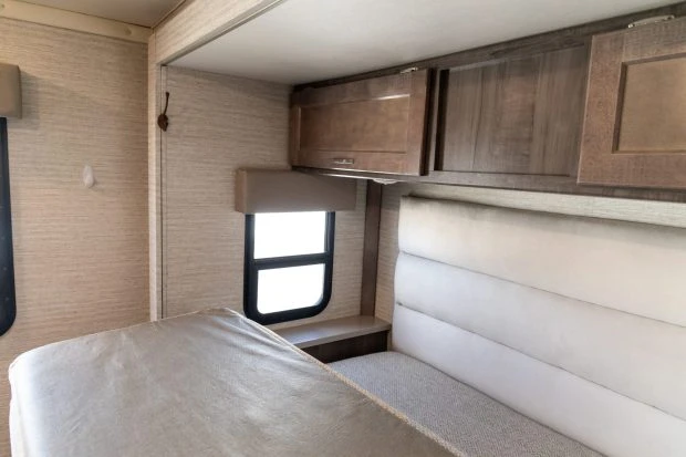2021 Winnebago - Image 6 of 11