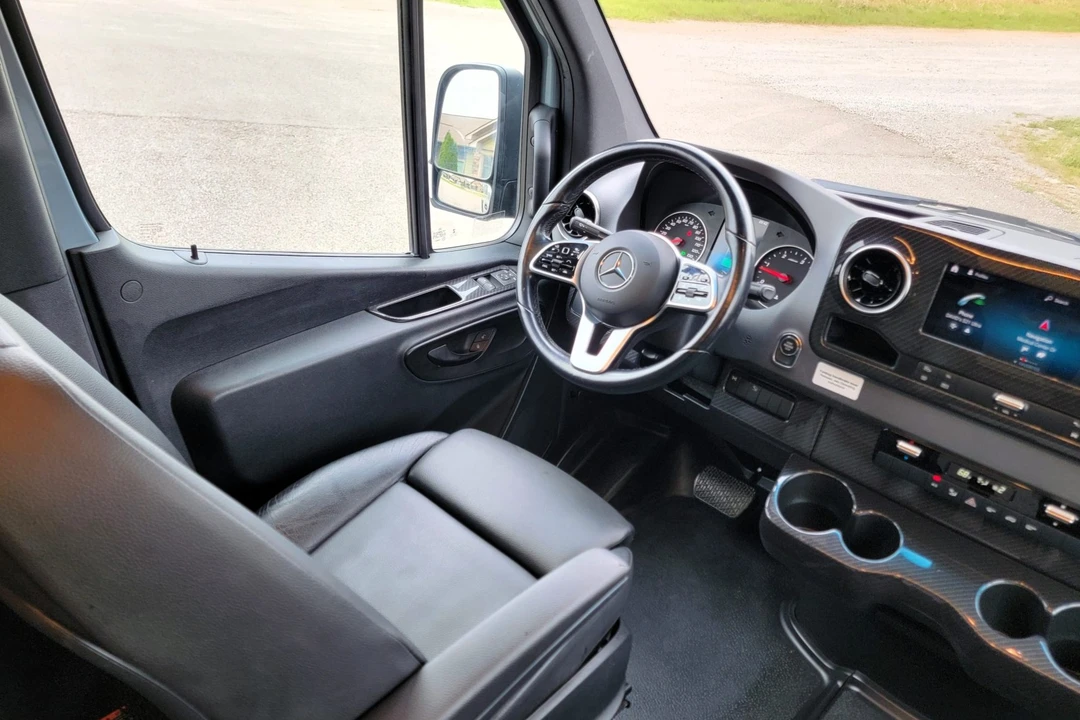 2021 Mercedes-Benz VS30 Sprinter - Image 6 of 8