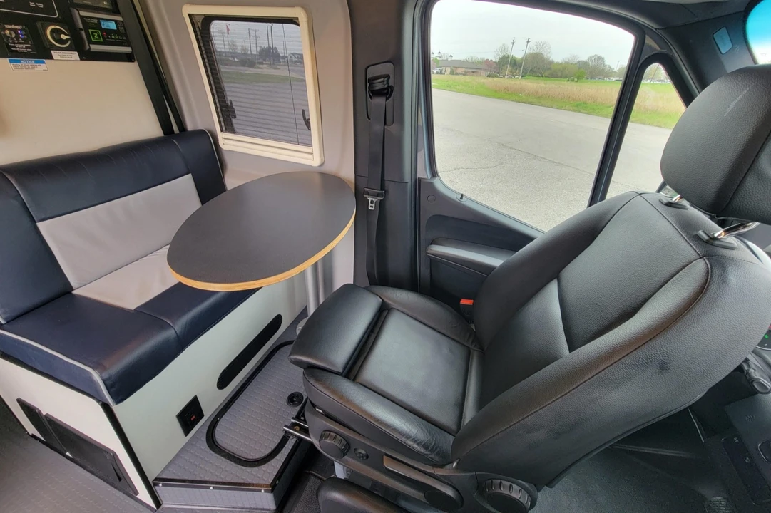 2021 Mercedes-Benz VS30 Sprinter - Image 4 of 8