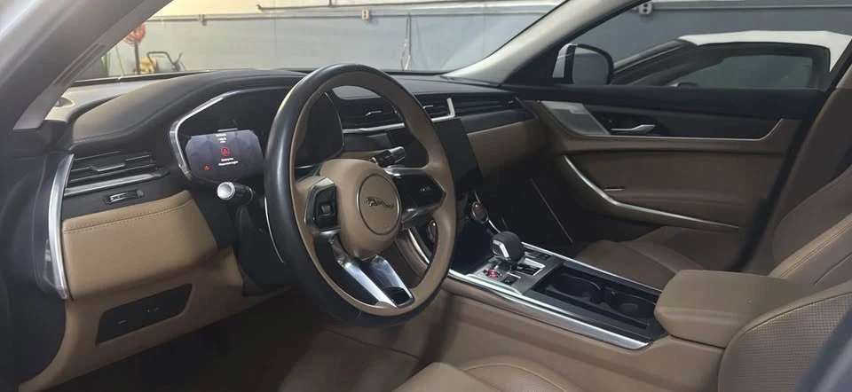 2021 Jaguar X260 XF - Image 4 of 5