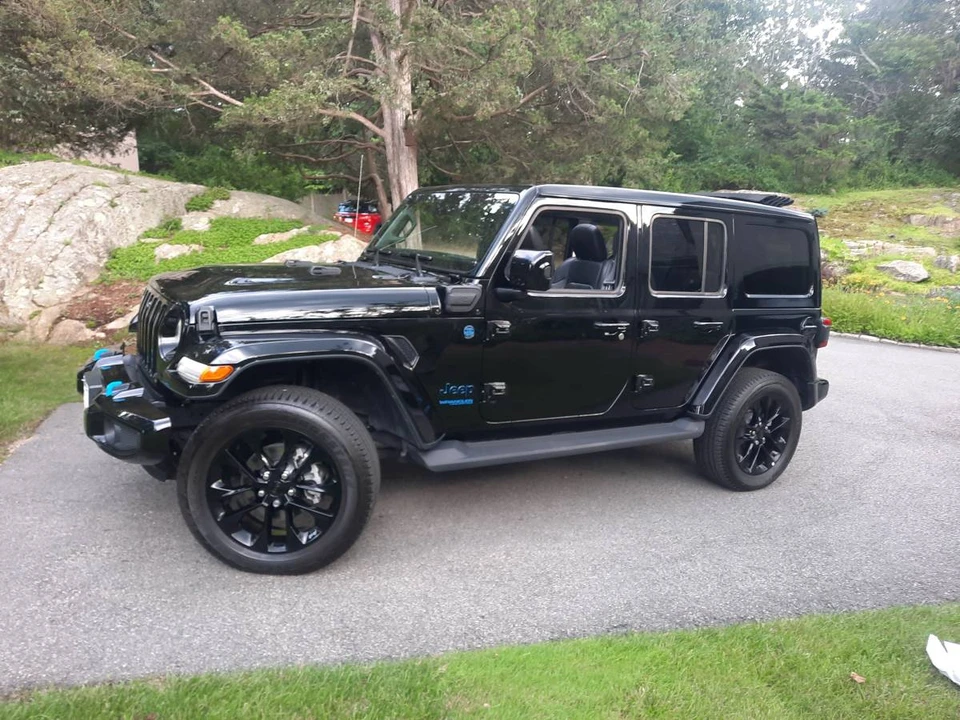 2021 Jeep JL Wrangler - Image 5 of 8