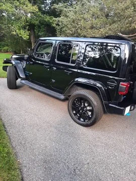 2021 Jeep Wrangler Unlimited Sahara 4Xe High Altitude