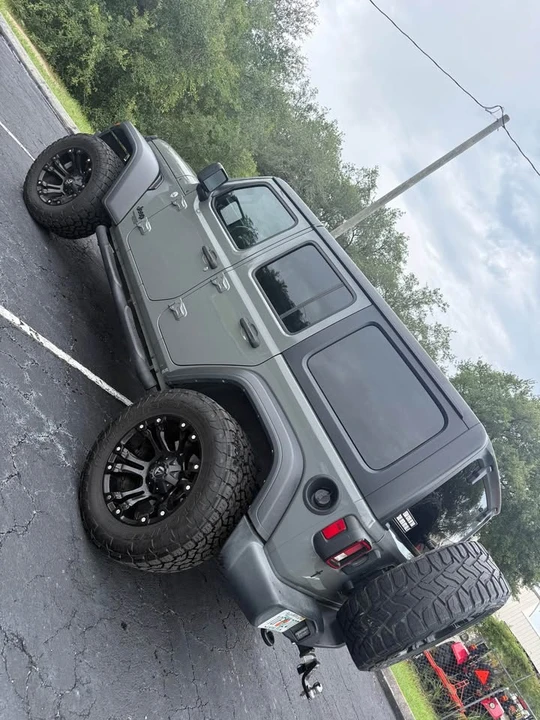 2021 Jeep JL Wrangler - Image 3 of 6