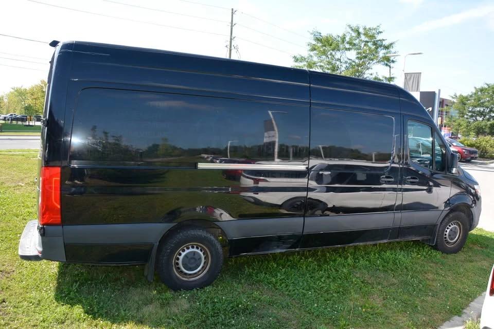 2021 Mercedes-Benz VS30 Sprinter - Image 2 of 4