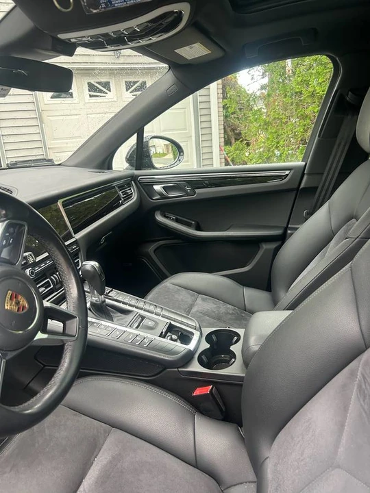 2021 Porsche Macan - Image 7 of 7