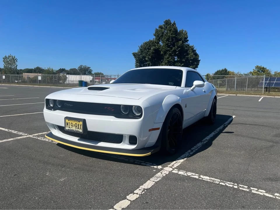 Dodge Challenger SRT8 & 392 3rd Gen - Image 6 of 8