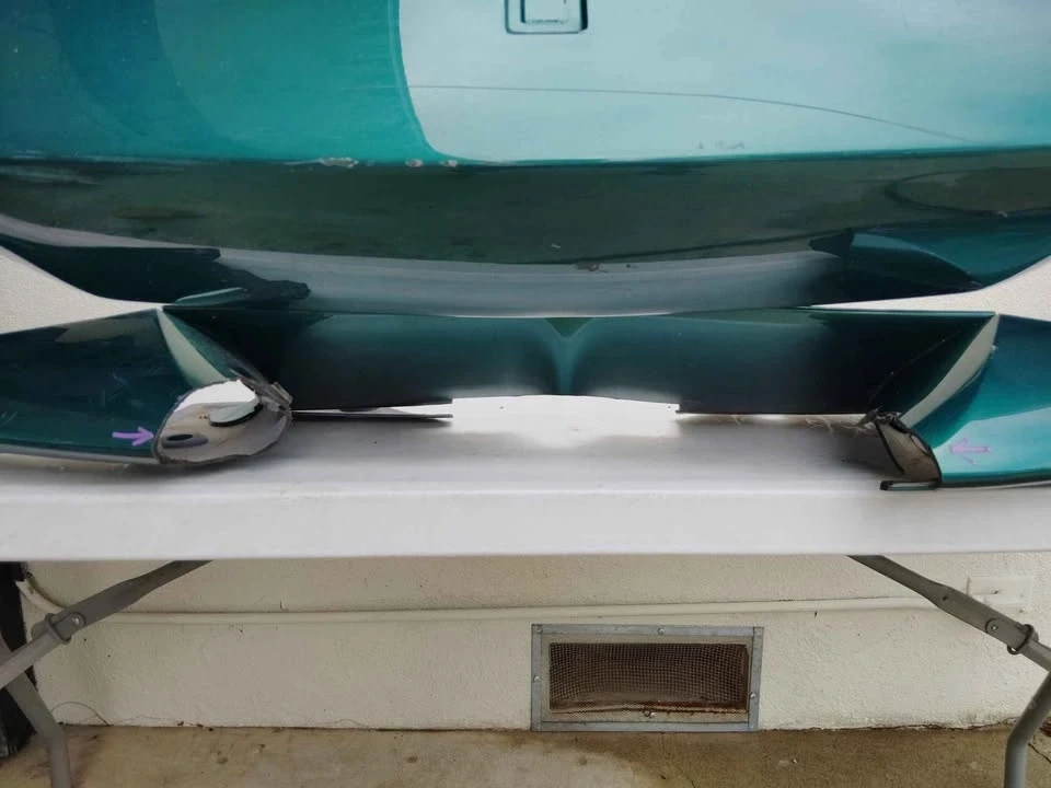 2022 Parts & Memorabilia Bodywork - Image 7 of 10