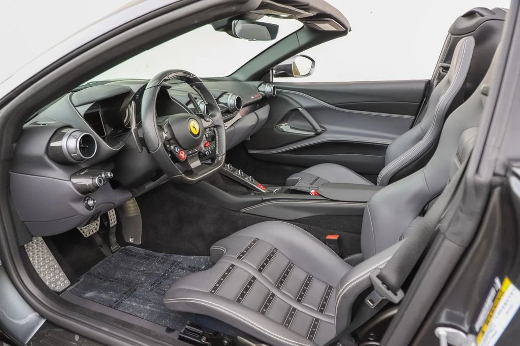 2022 Ferrari 812 GTS - Image 6 of 6