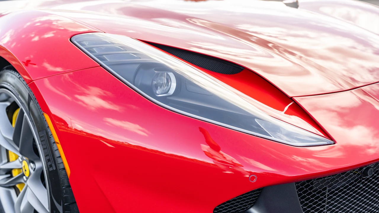 2022 Ferrari 812 GTS - Image 27 of 31