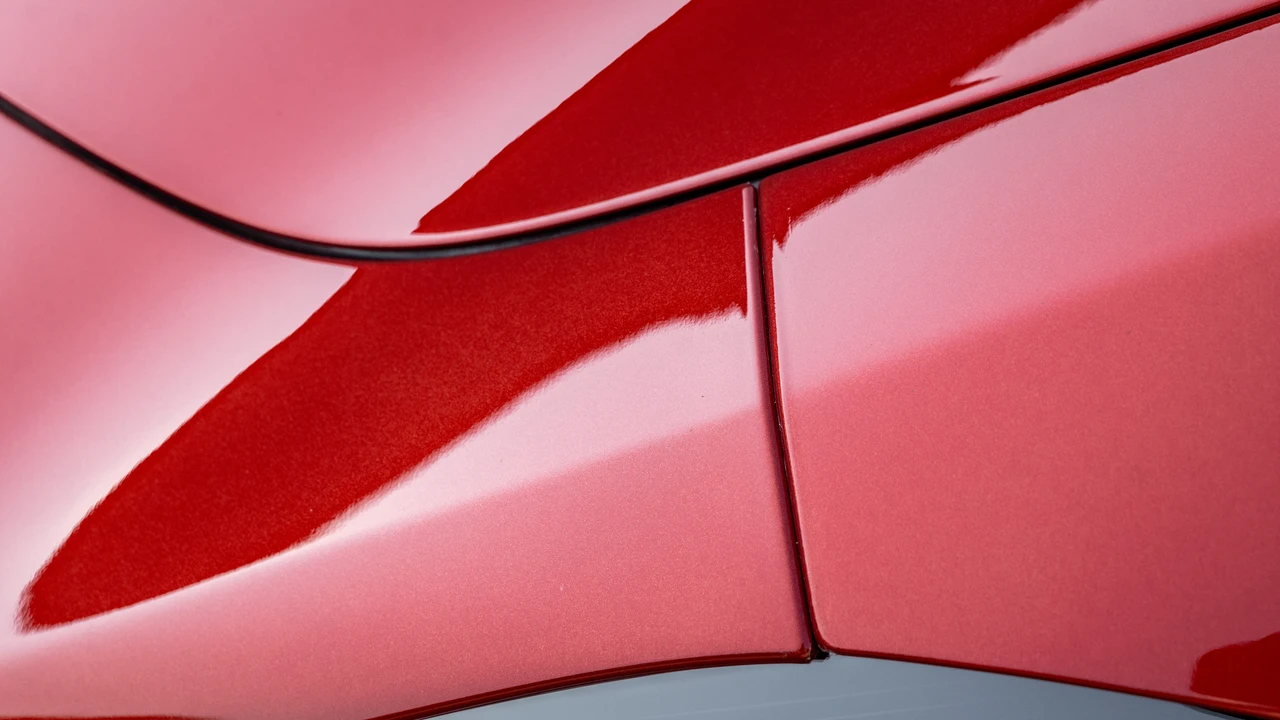 2022 Ferrari Roma - Image 28 of 31
